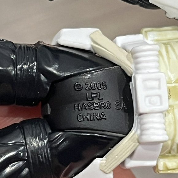 2005 Star Wars Hasbro Saga Collection Imperial Biker Scout Trooper Figure Weapon - Picture 12 of 16